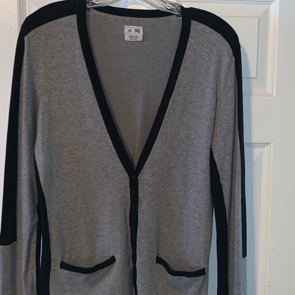 Adidas sweater